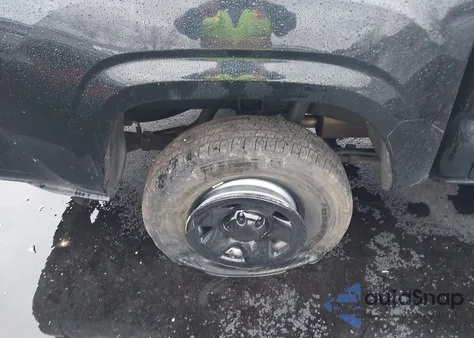 2022 Toyota Tacoma Sr V6 z USA, uszkodzony, nr VIN 3TMCZ5AN0NM474450